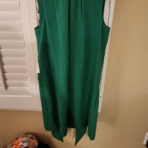 slim fit dress slacks Green Square Neck Empire Waist Dress main image 0